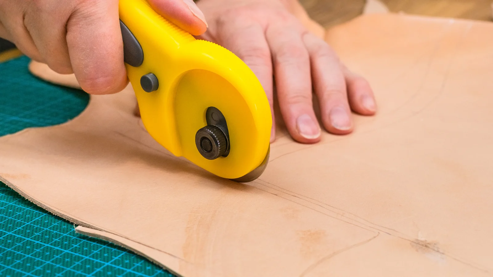 How to Use a Rotary Cutter