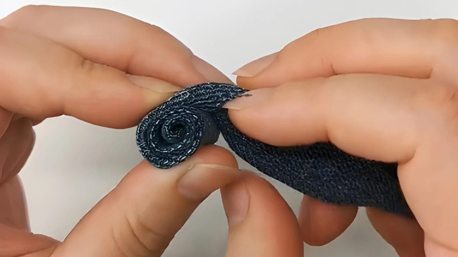 How to Make a Denim Flower with Fabric Scraps