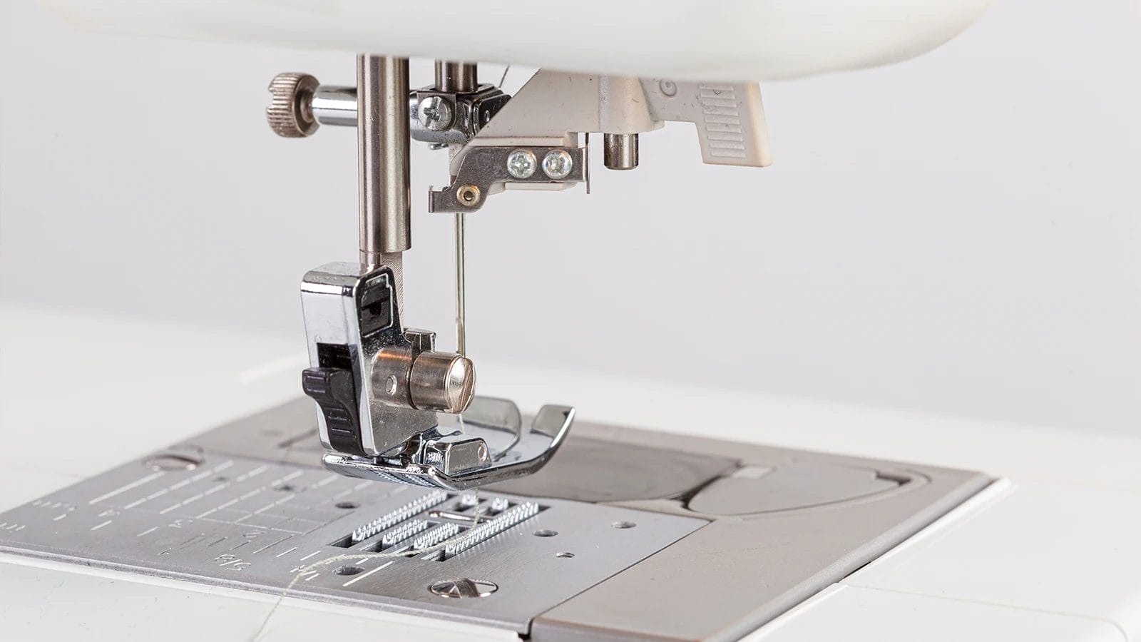 How to Adjust the Tension on a Sewing Machine